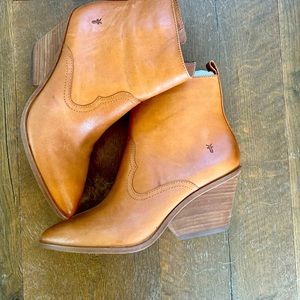 Brand new, never worn Frye boots